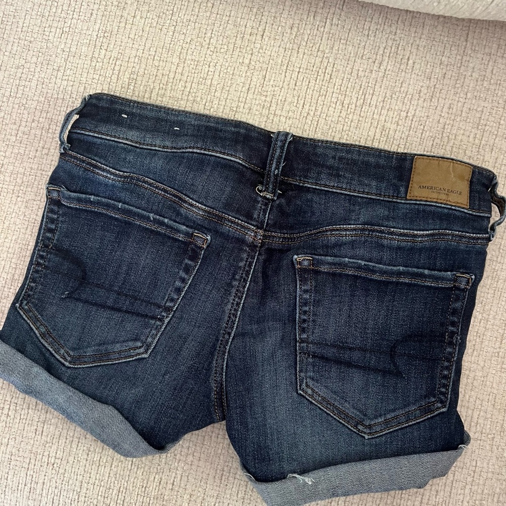American Eagle Jean Shorts. Size US 4. In great condition!